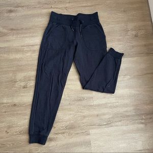 Lululemon sweatpants